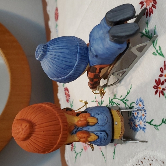 DECOR Enesco Porcelain Adorable 1981 Porcelain 2 Country Cousins Boy & Girl - Picture 13 of 16